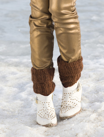 Bonnie Doon Soft & Shiny Leg Warmers dark brown